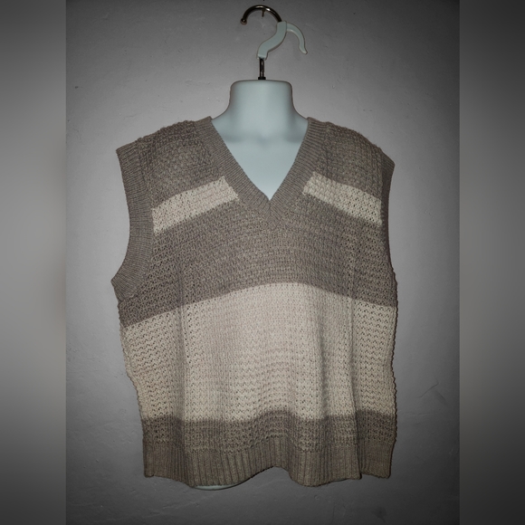 Evsie Other - 💖 Girls Striped Sweater Vest
